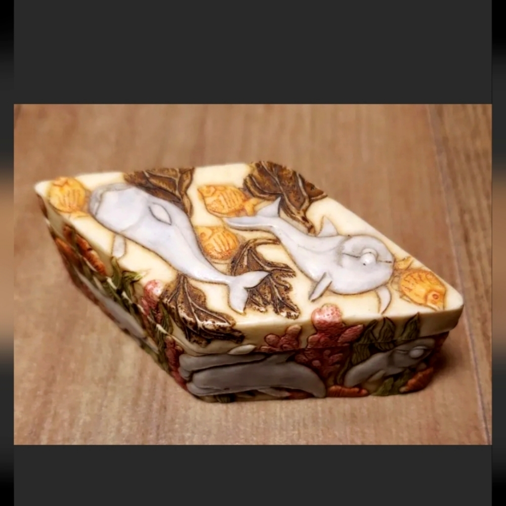 Water Babies DOLPHINS Trinket Box Sealife Fish Jardinia Marble Resin